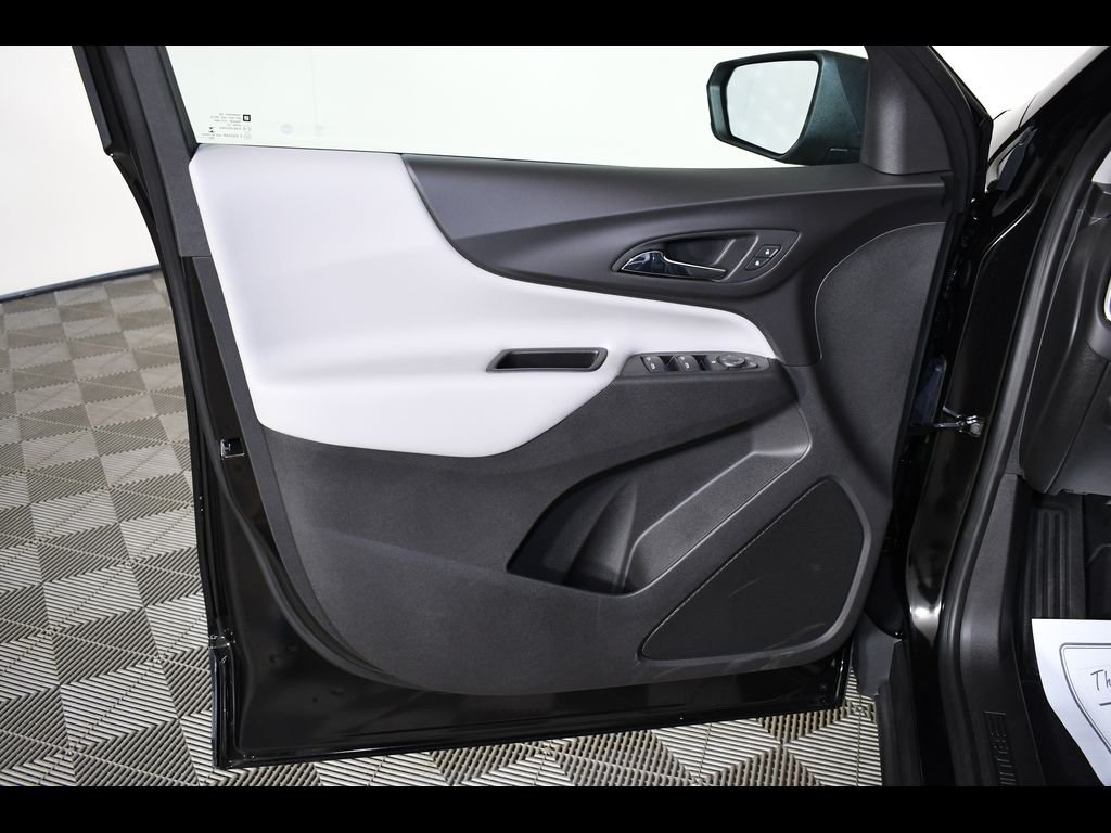 New 2020 Chevrolet Equinox LS 4D Sport Utility in ...